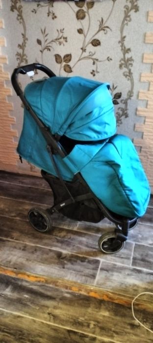 Коляска прогулочная