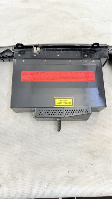 CD changer за БМВ 7 Серия