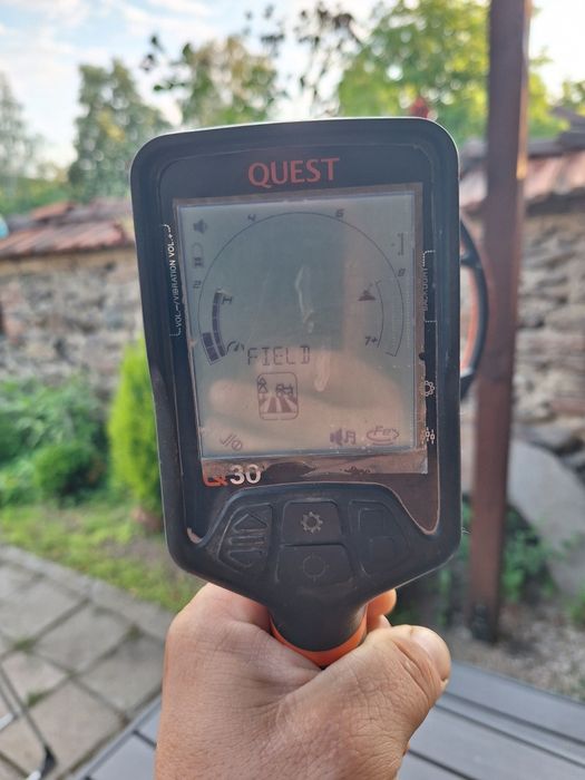 Металотърсач Quest Q30