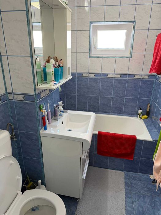 Vand apartament 4 camere, loc de parcare, mobilat, etaj 3 - Gavana II