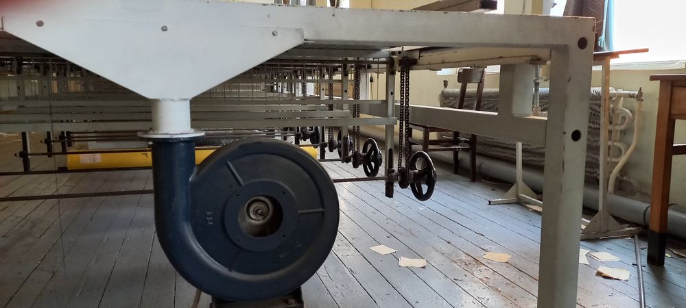 Иглена маса за обработка на платове