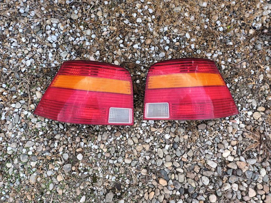 Ляв и десен стоп за фолксваген голф 4 VOLKSWAGEN GOLF 4