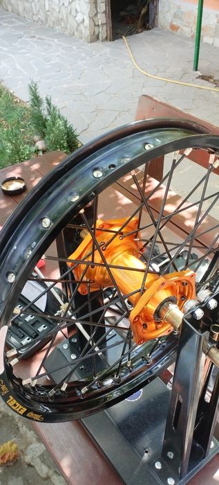 Мото капли,наплитане,изправяне и центроване