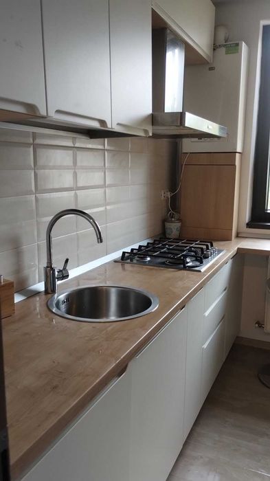 Ofer spre inchiriere apartament de 3 camere in Dobroiesti