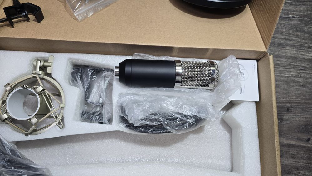 Микрофон кондензаторен