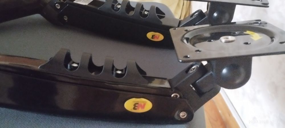 Кронштейн двойной для Монитора