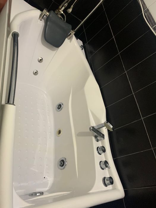 Джакузи с массажем