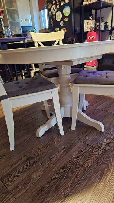Masa extensibila ROSENTORP (IKEA) + 3 SCAUNE