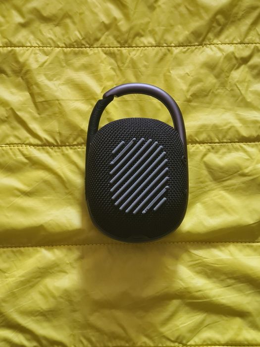 JBL  -  Mini Boxă portabilă