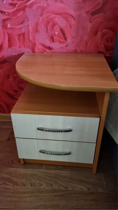 Продам тумбочки 2 шт