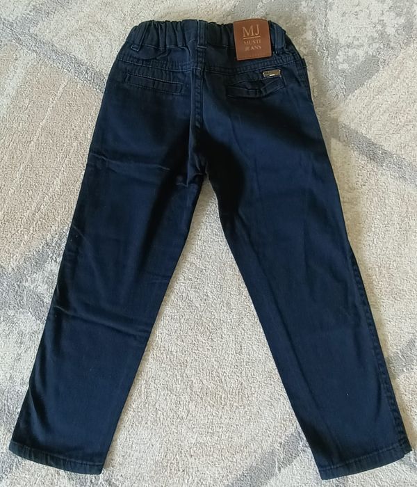 Продам брюки на мальчика