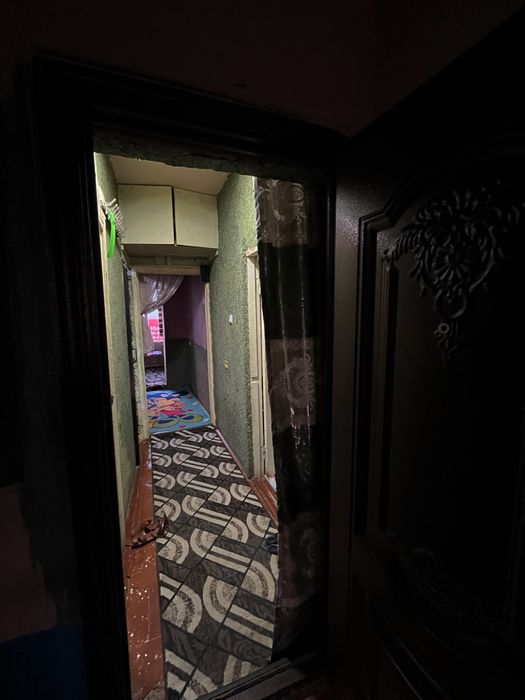 Уй сотилади 4/2/61кв гулистонда