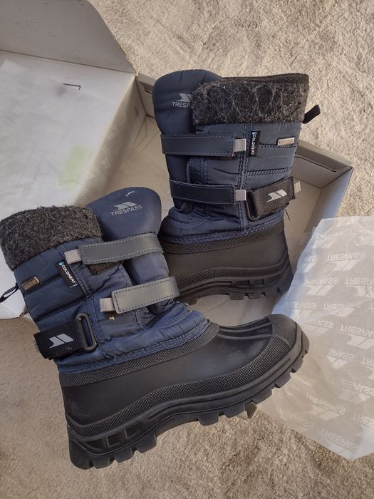 Зимни ботуши Trespass номер 34 за момче
