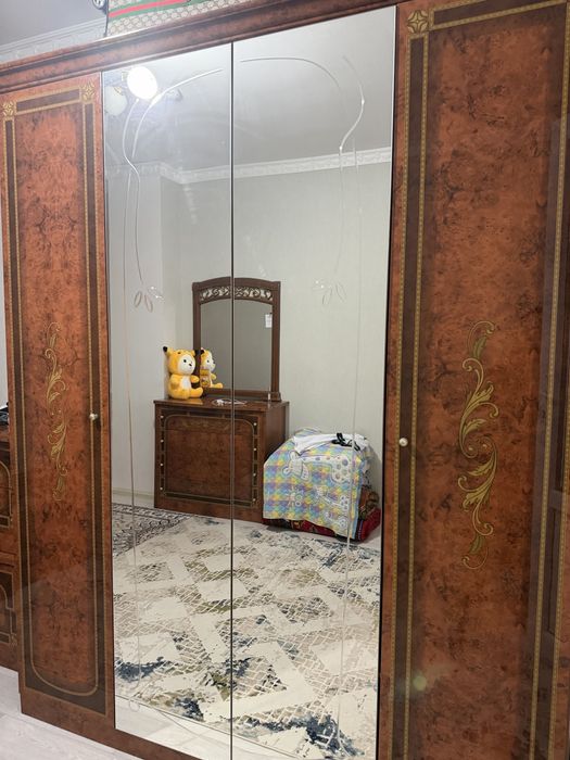 Спальный гарнитур