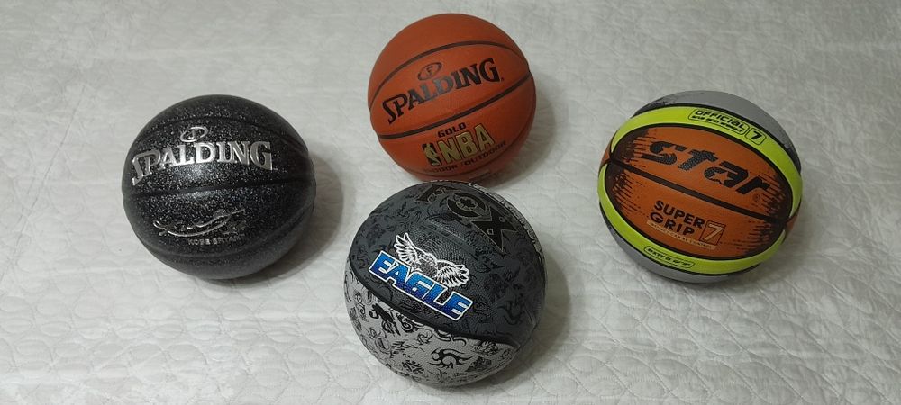 Баскетбольные мячи