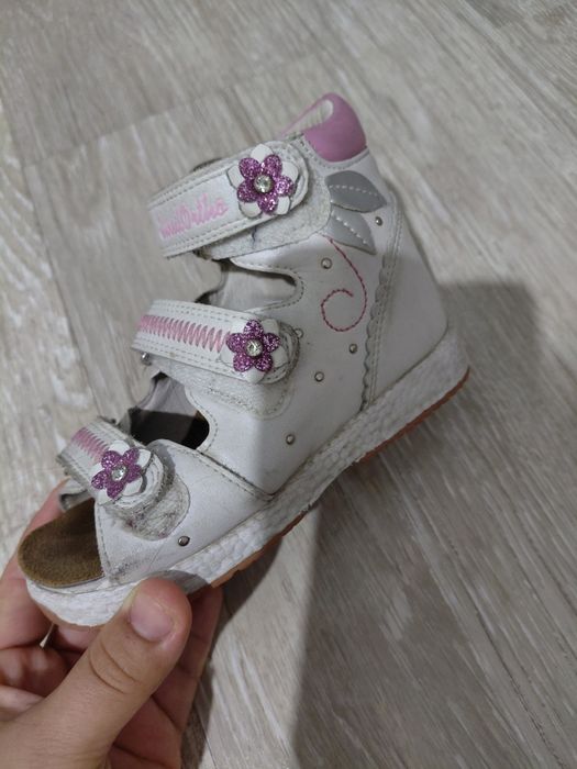 Балаларға арналған ортопедиялық аяқ киім