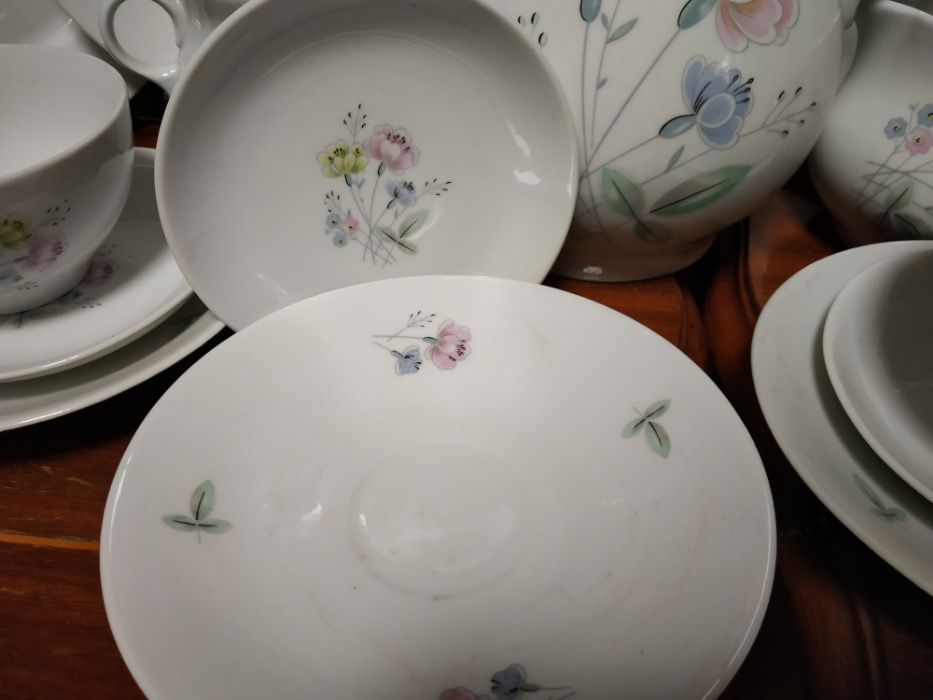 Чайный сервиз на 6 персон "SEP" ГДР.