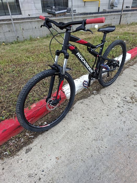 Vând bicicleta Rockrider ST 530 s  roti pe 27.5