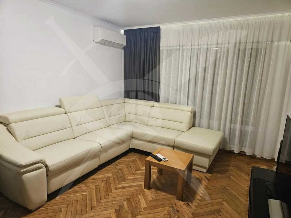 Тристаен апартамент в Цветен квартал- 90929