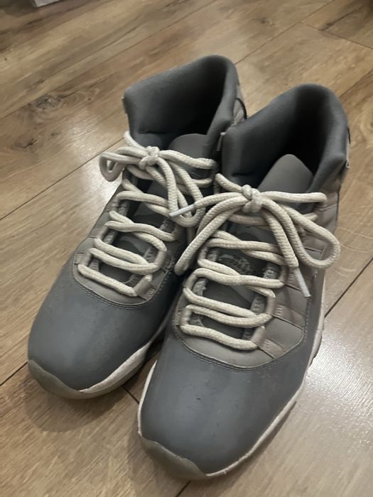 adidasi jordan 11 cool grey size 44