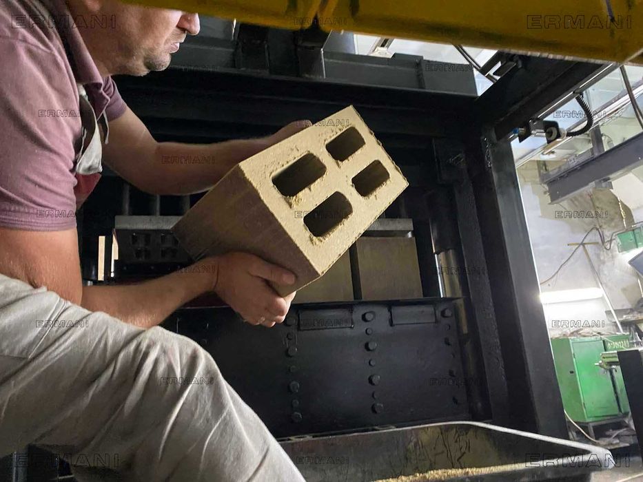 Хиперпреса за производство на блокове с най-високо качество.