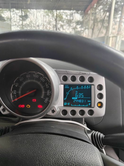 Spark 2010 mexanika narxi 4000$