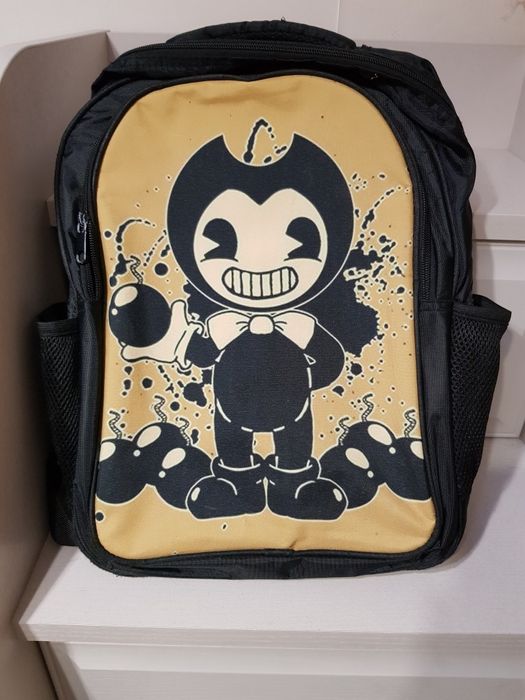 Продам рюкзак для девочки