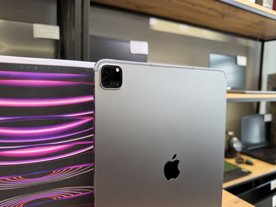 iPad Pro 12.9" 6 Generation, Wi-Fi+Cellular, 256 GB, АКБ83%, 1630/А10