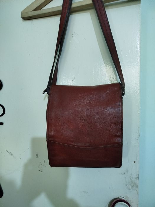 Продам из натуральной кожи.