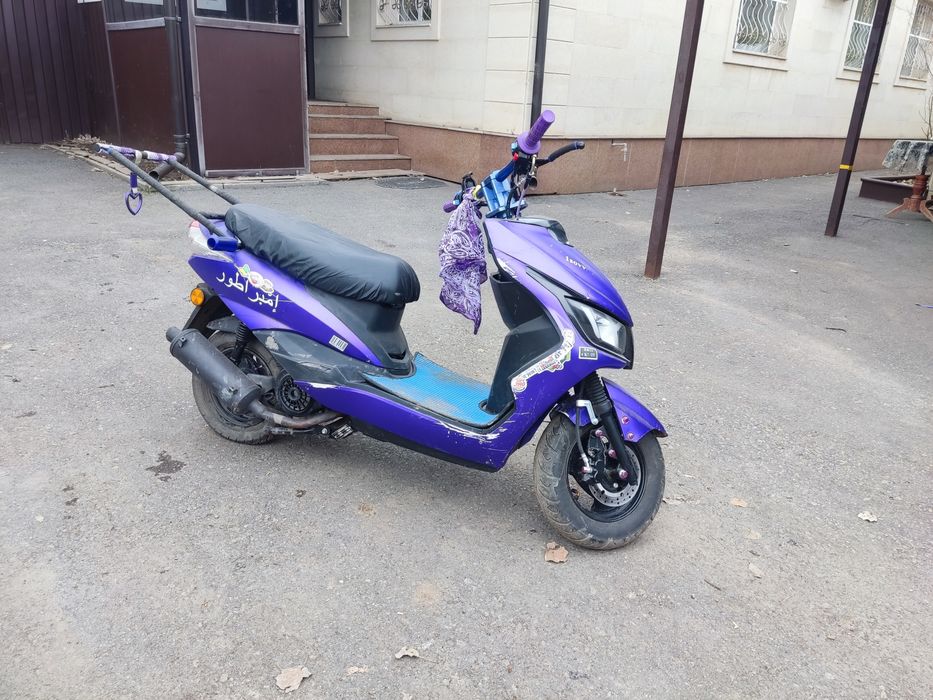 Продам мопед м8 125 кубов стант проект