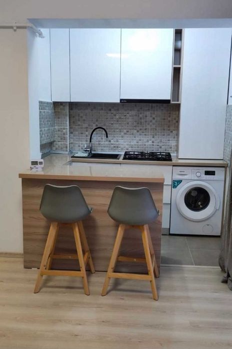 Apartament 2 camere semidecomandat mamaia  tabara de inchiriat.