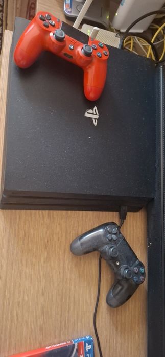 Продвм срочно Sony ps4 pro