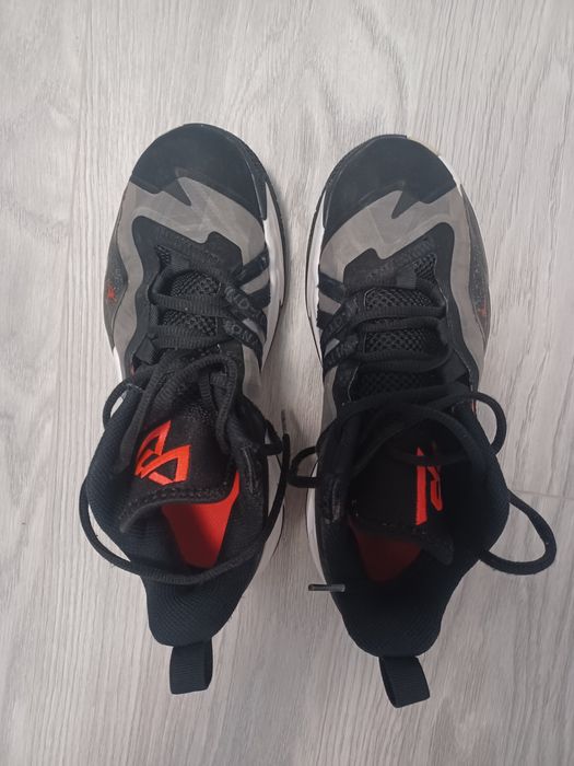 Pantofi Jordan baieti