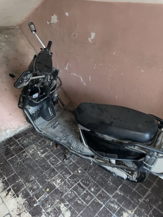 скутер на запчасти не на ходу без ключа