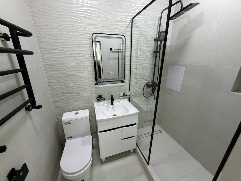 Срочно продается 2х ком квартира Хон Сарой Куйлюк массив 2