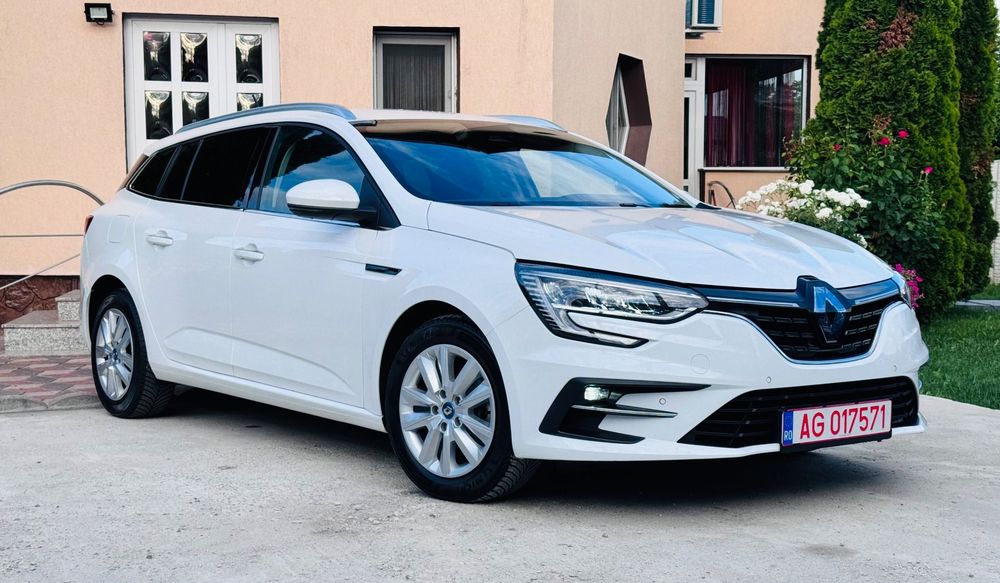 Renault Megane IV  128.000 km / PLUG-IN Hybride 2022 /GARANTIE / ‼️ RATE FIXE ‼️