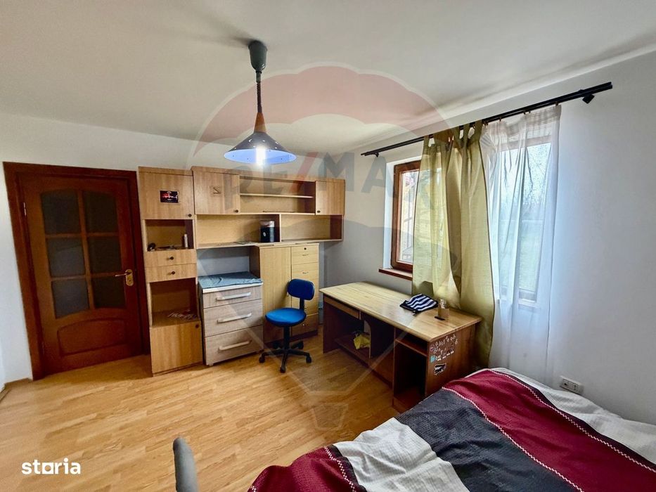 Casă / Vilă cu 4 camere de vânzare