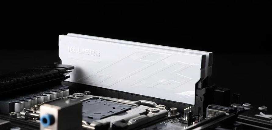 Desktop RAM 16GB DDR4 3200MHz Компютърна Памет с Охладител Intel/AMD