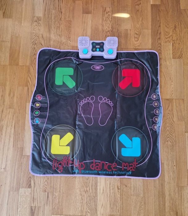 Covoraș interactiv de dans cu lumini și Bluetooth