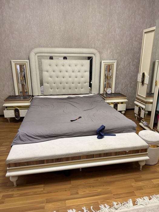 Мебель для спальной