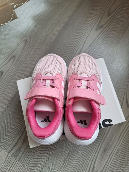 Маратонки Adidas