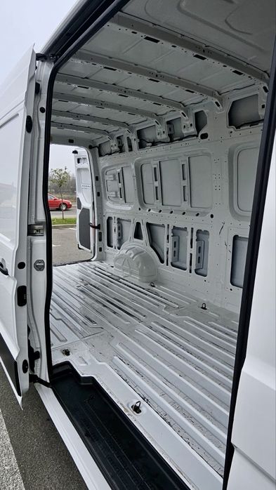 Volkswagen Crafter 2021 2.0 TDI 140 CP