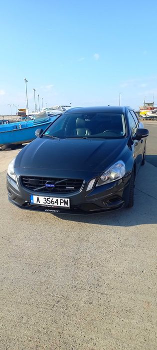 Volvo V60 2.4D5 230 к.с Polestar 4х4 R-desing автоматик