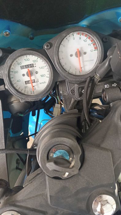 Пистов мотор чисто нов