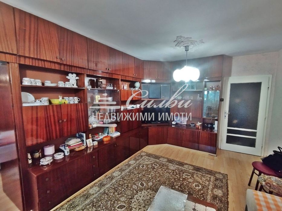 Продава се Тристаен апартамент в Шумен, Тракия - 82 кв.м за 1182 €/кв.м - Снимка #5
