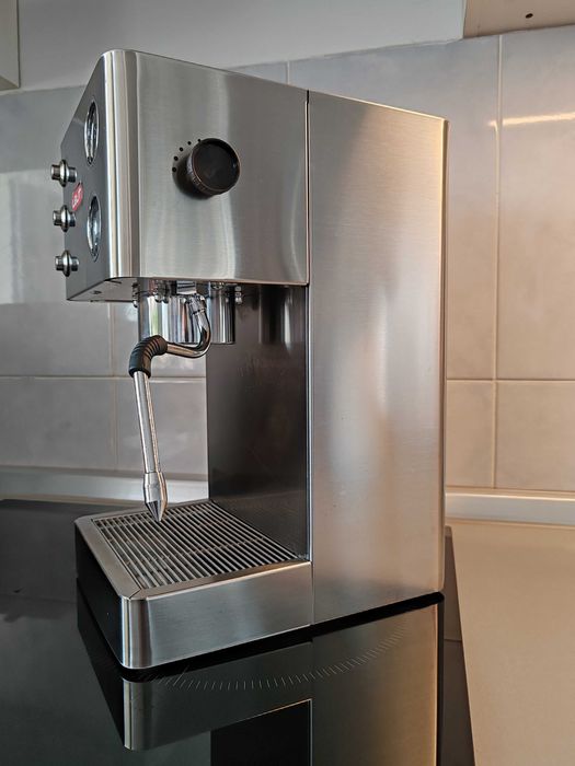 Espressor Lelit PL81T + accesorii, revizie recenta