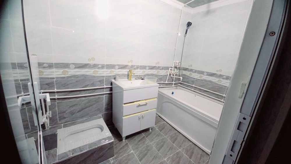 3 xona uy ijaraga beriladi. TATU yaqinida