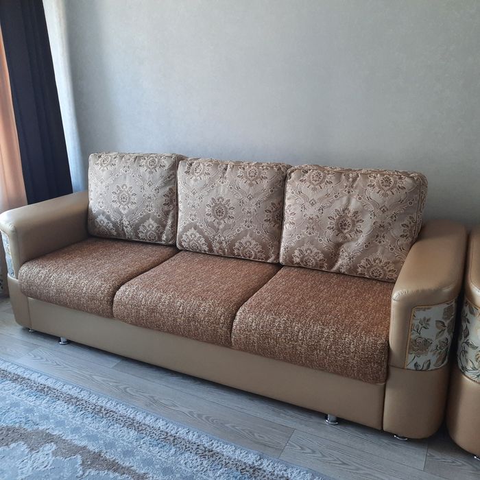 Продам диван с мини диваном