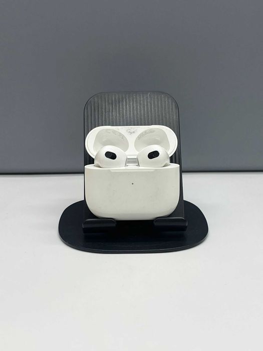 AirPods 3 series, Белый