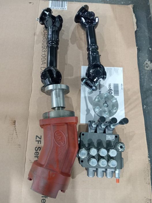 Hidromotor cu cardan instalatie foraj,pompa de apa camion forestier